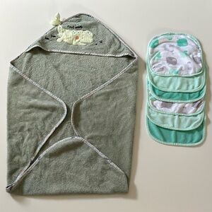 Hooded baby towel and washcloths